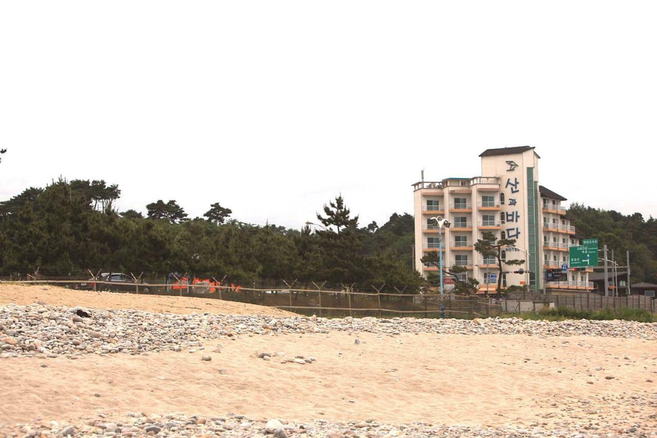 Benikea Hotel Mountain & Ocean Yangyang Εξωτερικό φωτογραφία